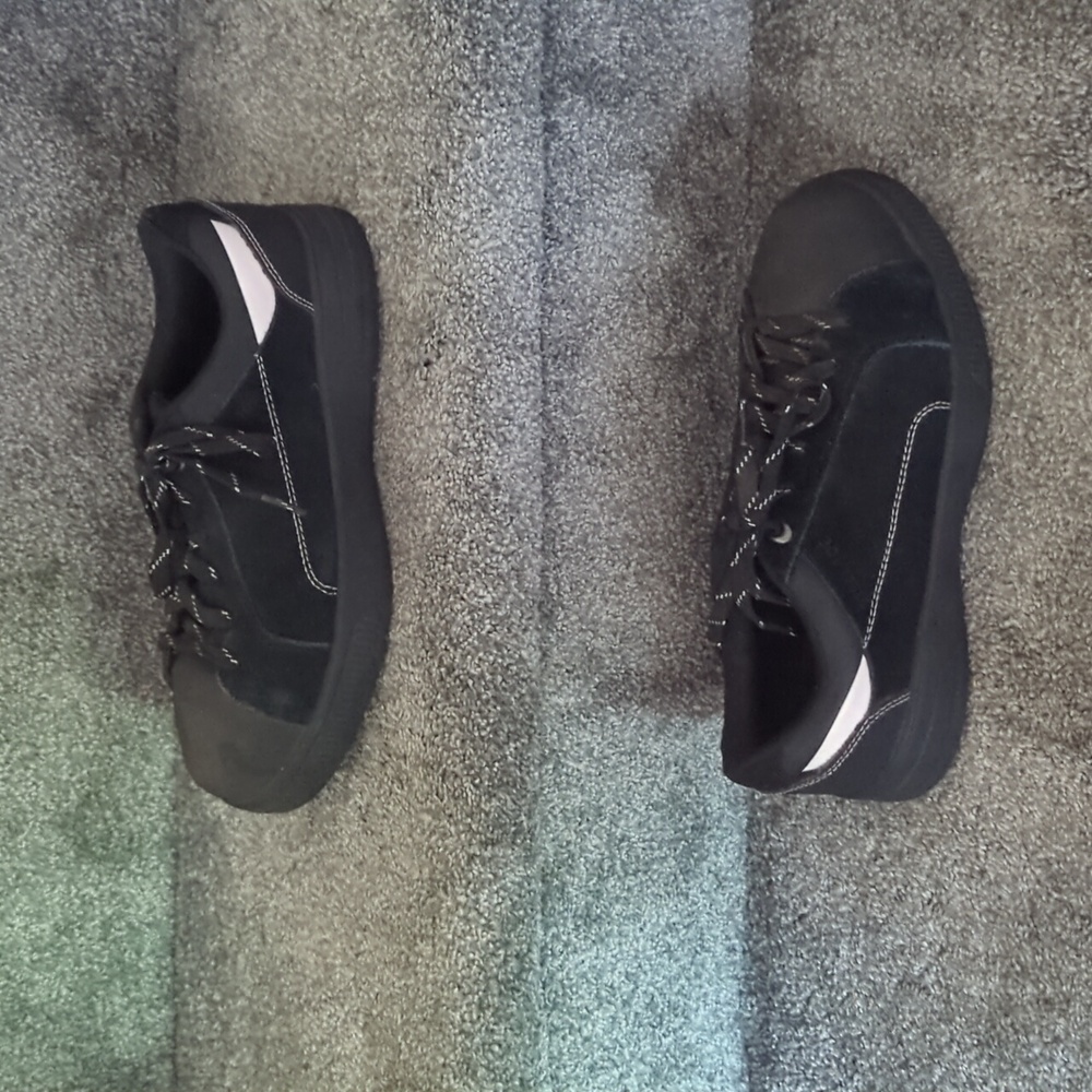 Brahma black steel toe sneakers